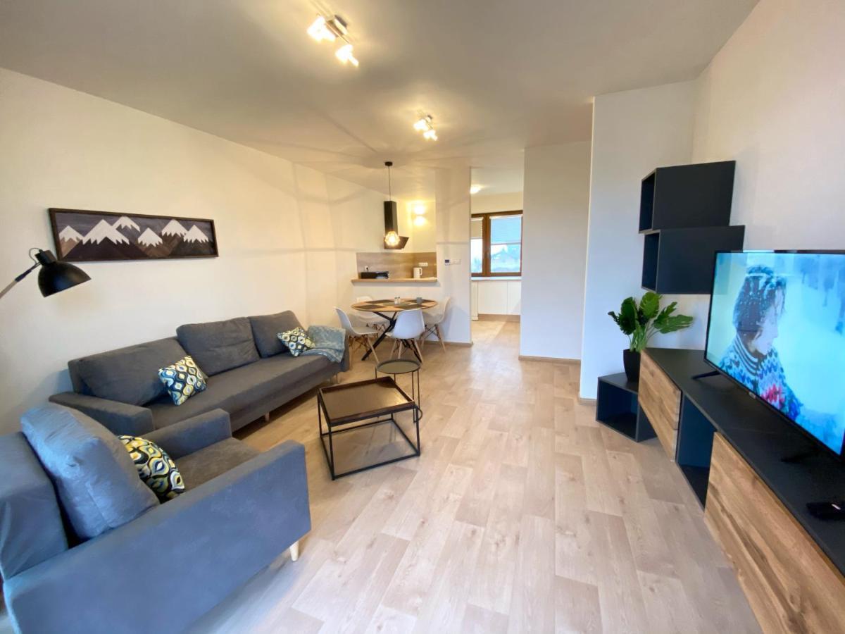 Panorama Home Valča Eksteriør billede